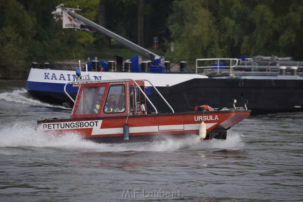 PRhein Koeln Porz Ensen Schwimmer untergegangen P133.JPG - Miklos Laubert